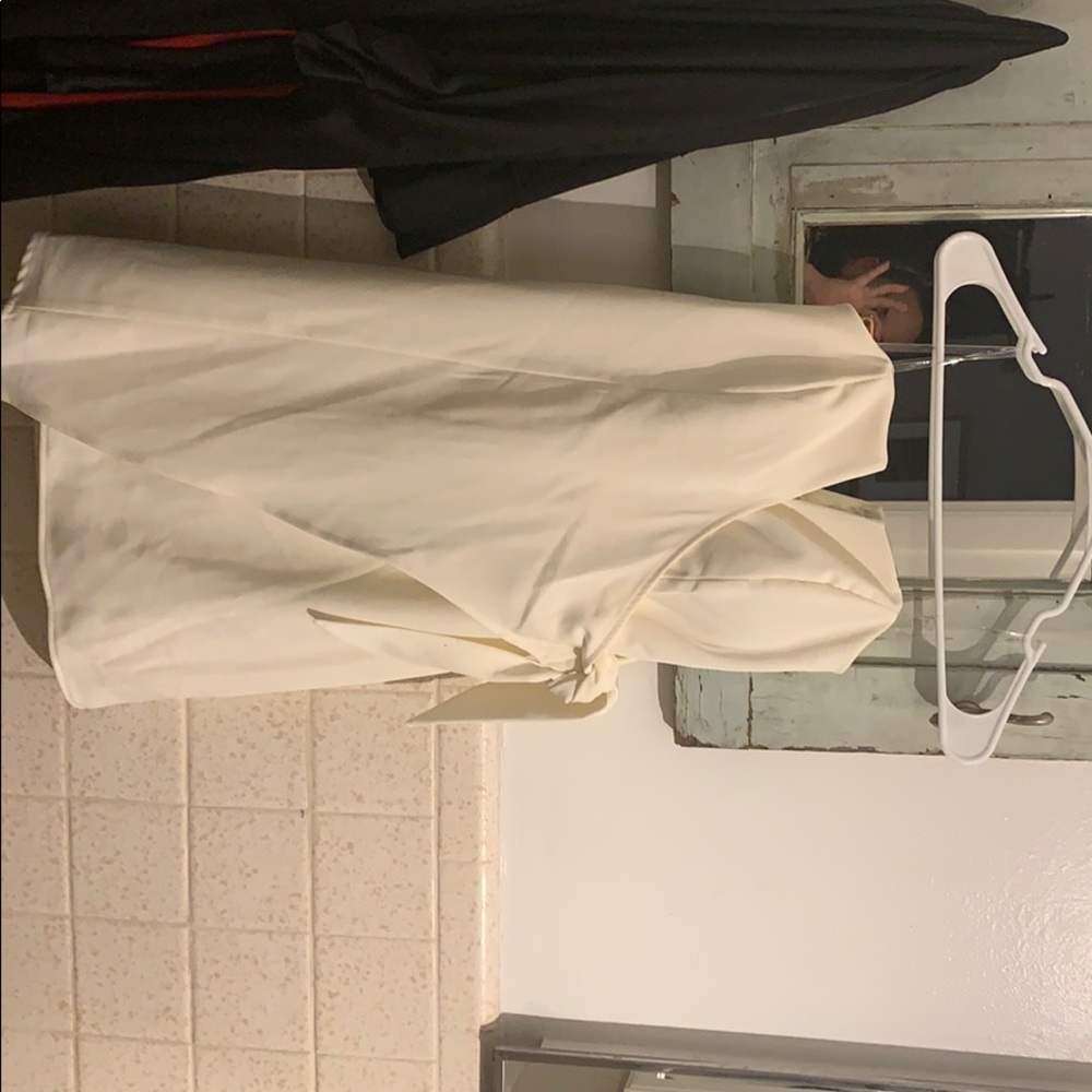 Never worn super cute